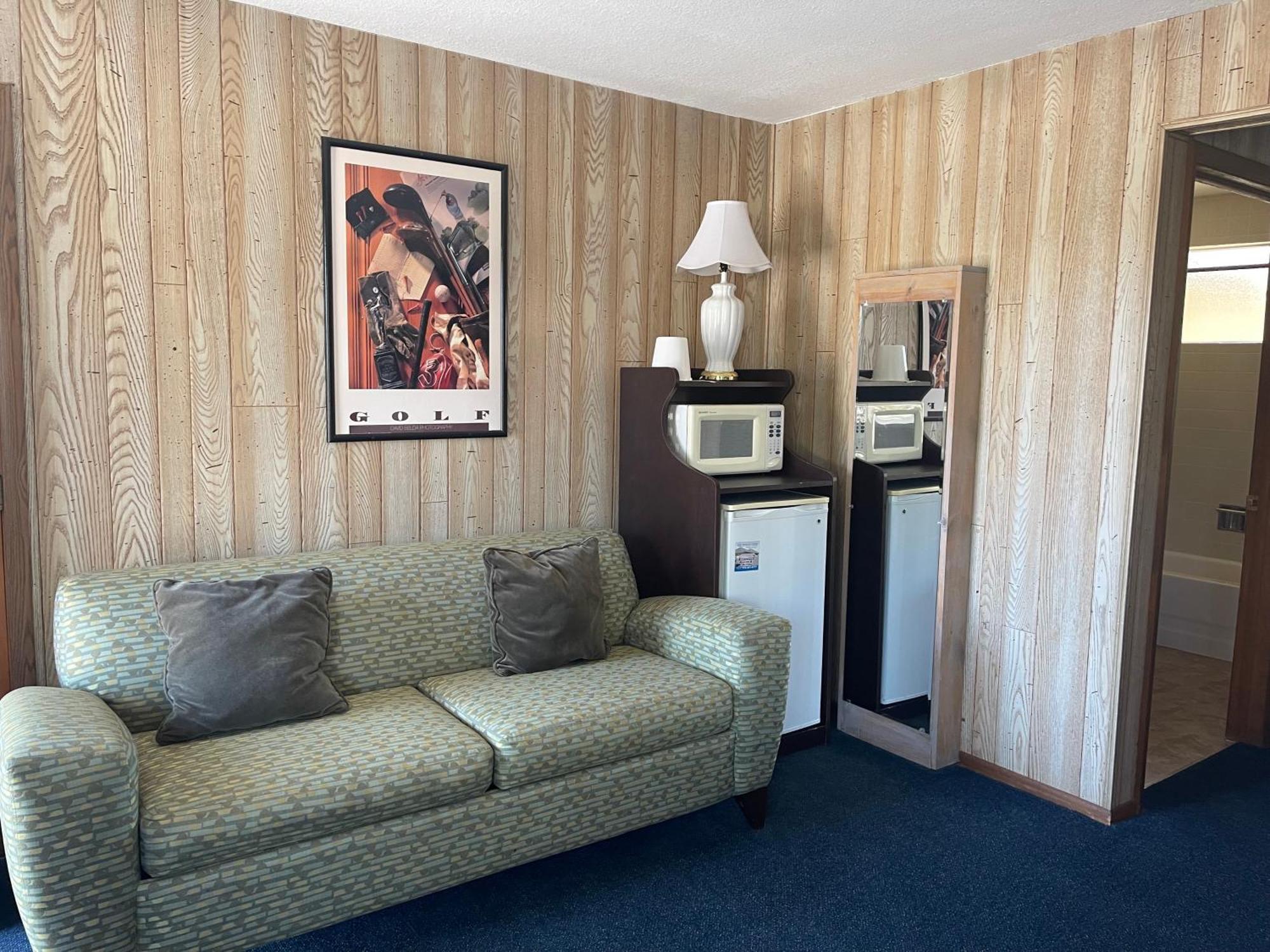 Saddle & Surrey Motel Estes Park Room photo